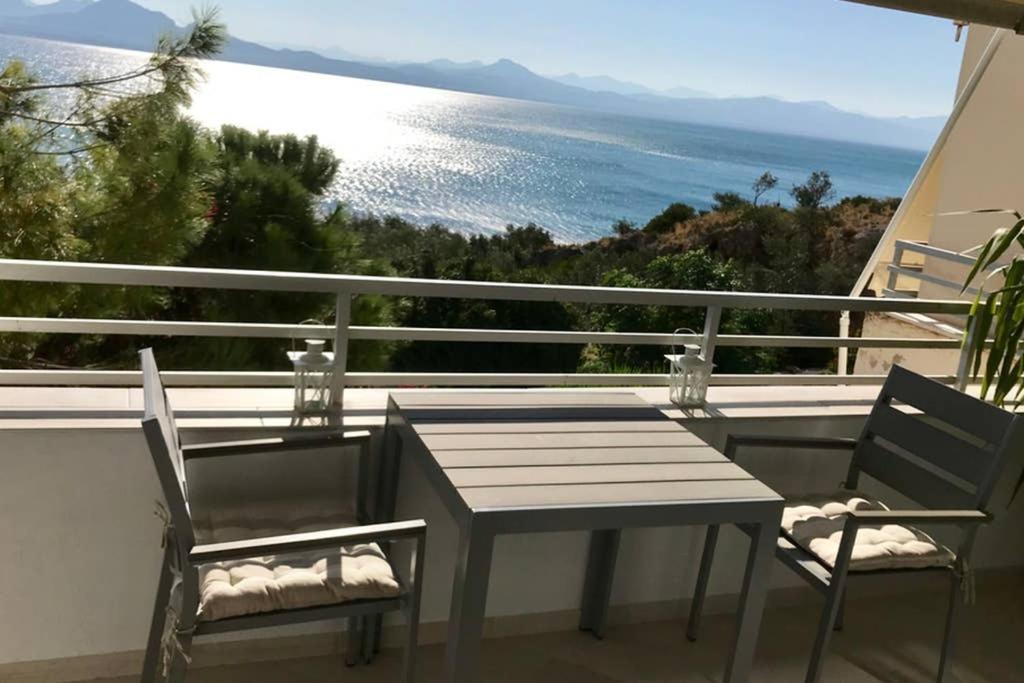 Sea View Apartment Lutráki Kültér fotó